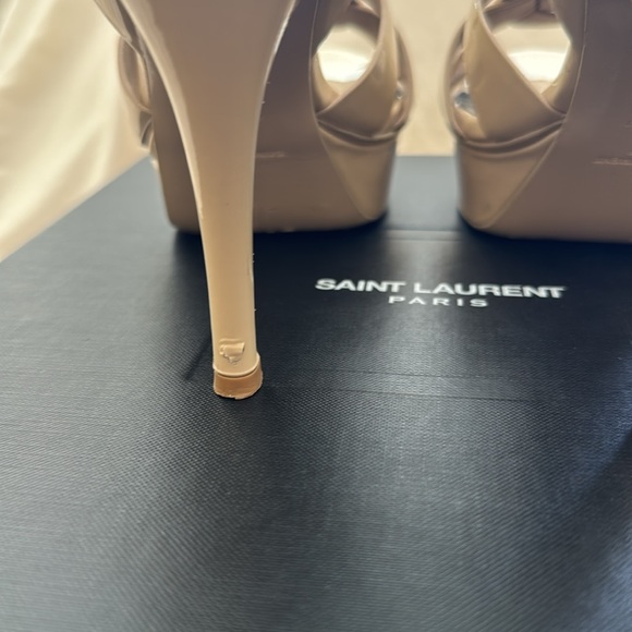 YSL TRIBUTE SANDAL - Picture 13 of 14